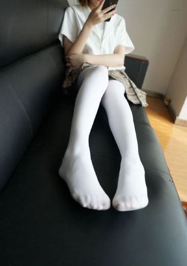 年轻的阿姨在线观看