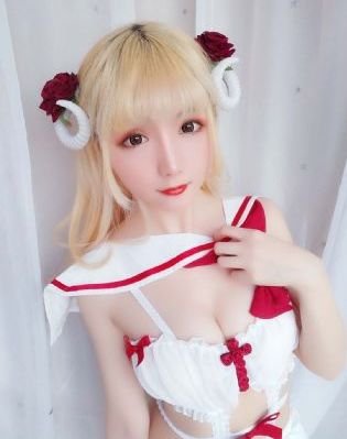 性乳燕三级在线观看