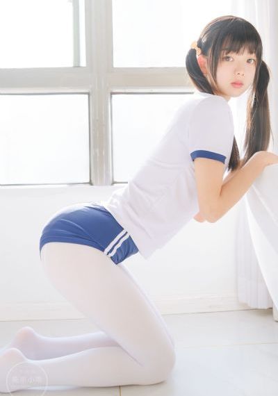 韩国三级两女女同