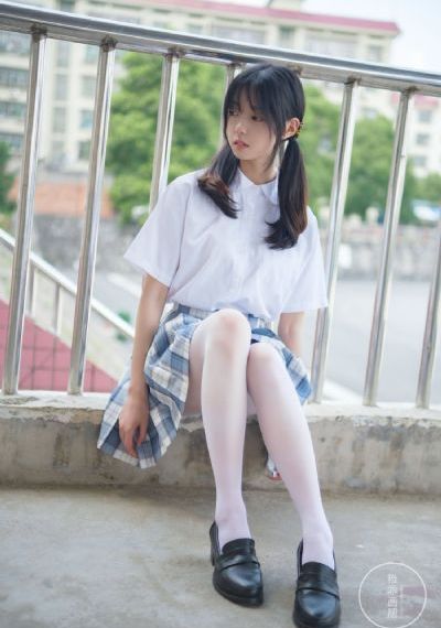 她引神明坠落