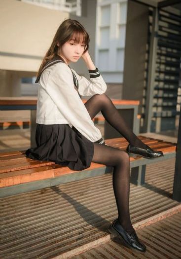 黑人jī巴下的绿帽学园的结局