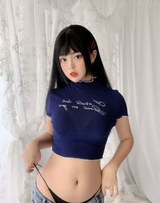 总裁撅着光屁屁被主人打臀缝小说
