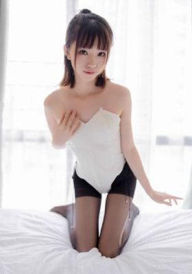 李采潭热情的邻居电影播放