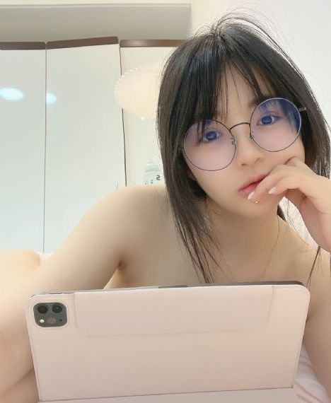 撕掉她的衣服 全光版