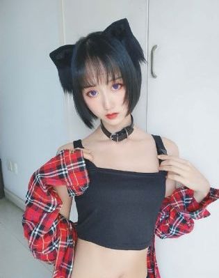 年轻的大乳少妇在线播放